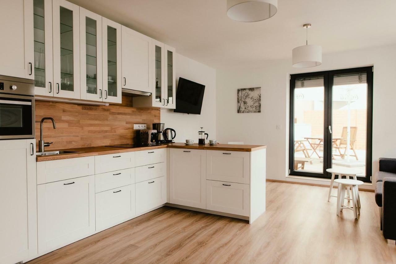 Wake Up Apartments Бърно Екстериор снимка