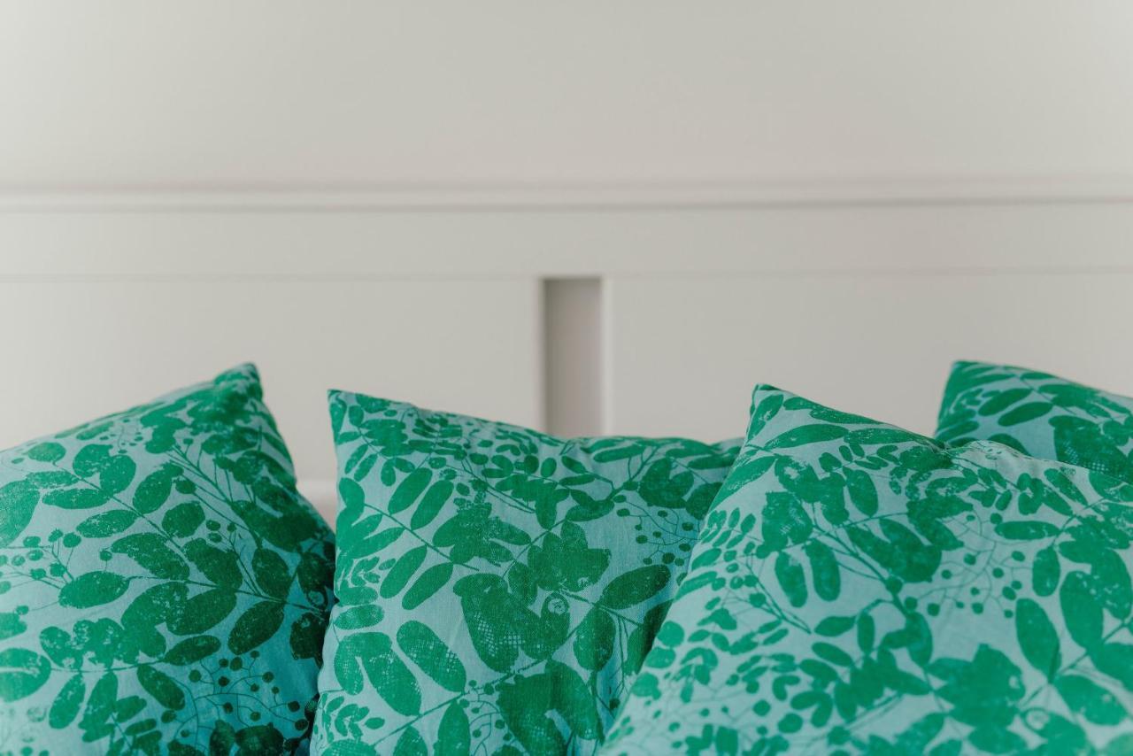 Wake Up Apartments Бърно Екстериор снимка
