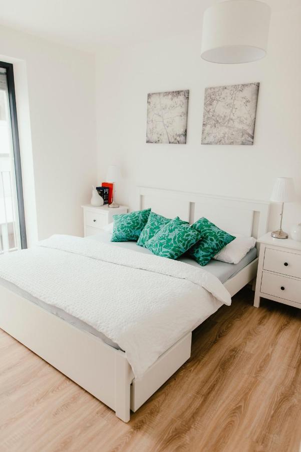 Wake Up Apartments Бърно Екстериор снимка